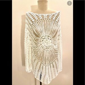 Venice blue loosely crocheted ivory sweater